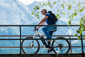 E-Bikes und Pedelecs E-Bikes und Pedelecs