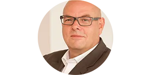 Hajo Brumund Autorenfoto 300x150