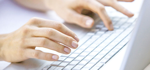 Auf einer Tastatur schreiben Auf einer Tastatur schreiben