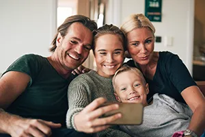 Altersgrenzen von Social Media Plattformen für Kinder