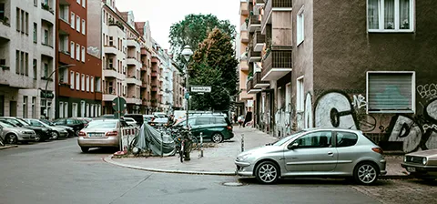 Parkluecke-707551679 480x224 Straßenecke