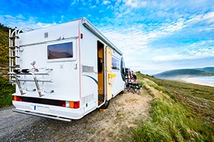 Überladung von Fahrzeugen: Gesetze, Strafen & Tipps